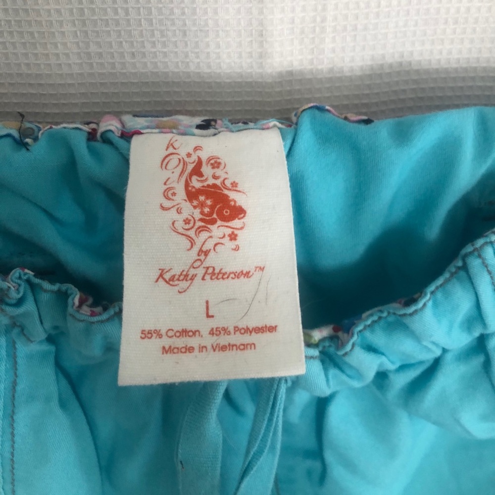KOI scrub pants Size L.